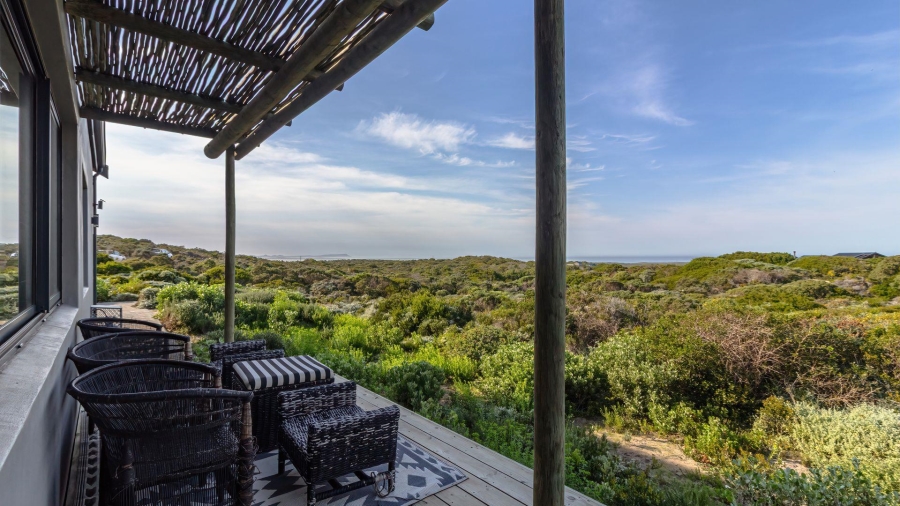 4 Bedroom Property for Sale in Romansbaai Estate Western Cape